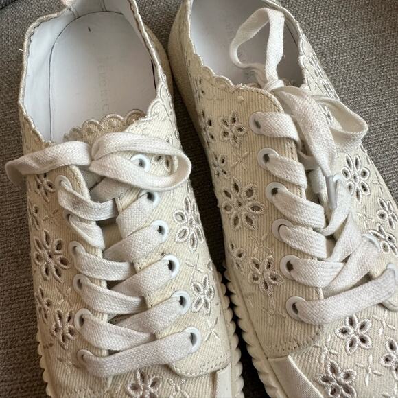 Veronica Beard Paulita Sneakers - Picture 4 of 10